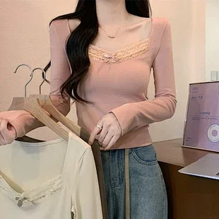 Women's Long-Sleeve Layered Retro Tee Detail