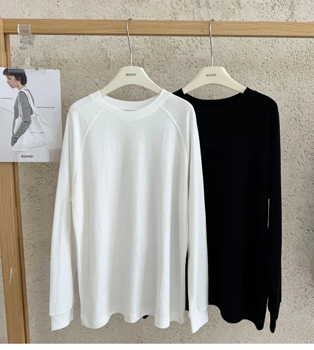 Korean Women's Boyfriend Raglan Long-Sleeve Tee Detail