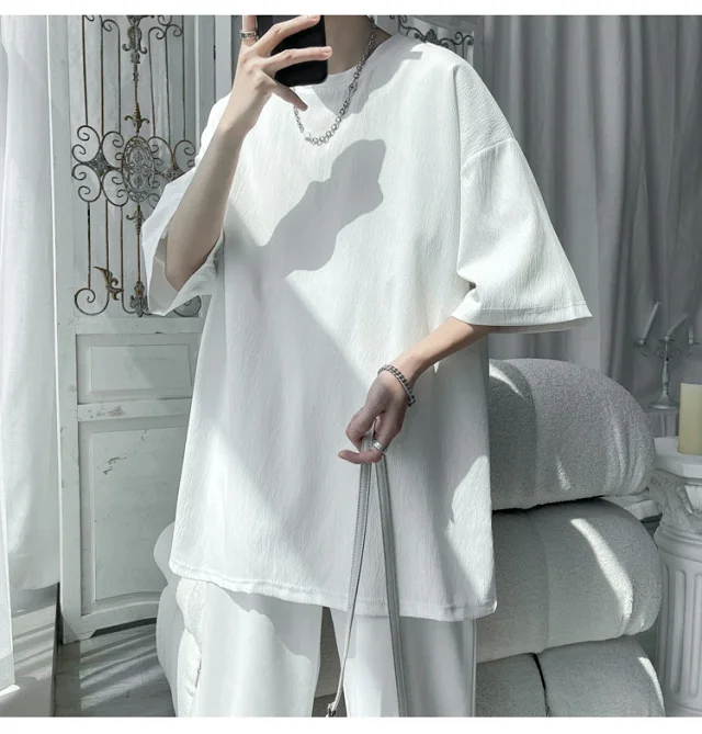 Unisex Oversized Ice Silk Draped Tee Detail