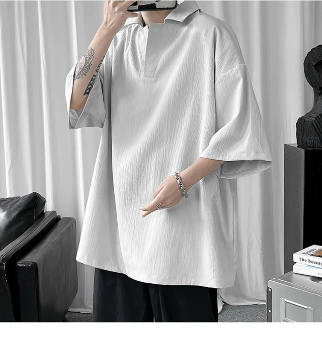 Men's Oversized Solid Polo T-Shirt Detail