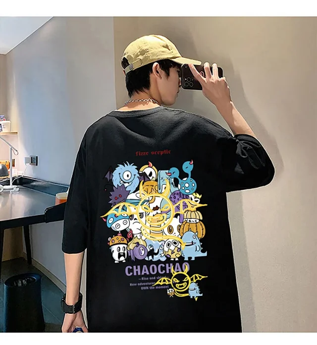 Men's Loose Fit Cotton Graphic T-Shirt Detail