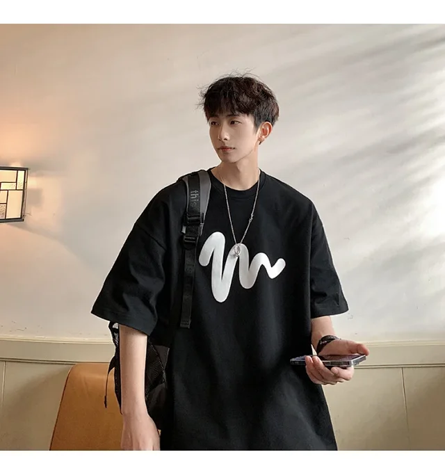 Oversized Men's Graphic Cotton Tee 2025 Detail