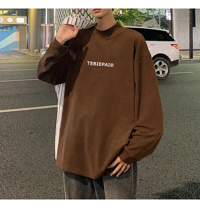 Men's Fleece Mock Neck Base Layer Detail