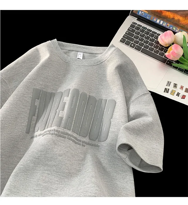 Men's Oversized Heavyweight Foam Print Tee Detail