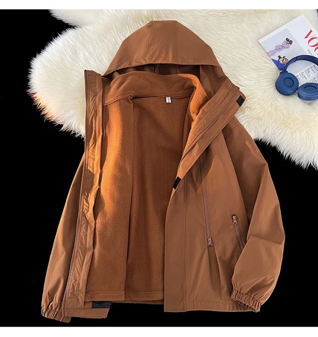 Windproof Waterproof Fleece-Lined Couple's 3-in-1 Jacket Detail