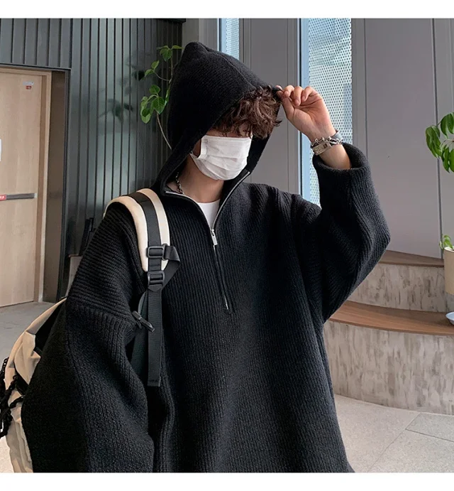 Men's Trendy Relaxed Hooded Half Zip Sweater Detail