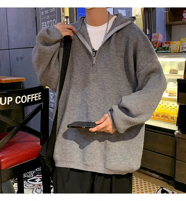 Men's Trendy Relaxed Hooded Half Zip Sweater Detail