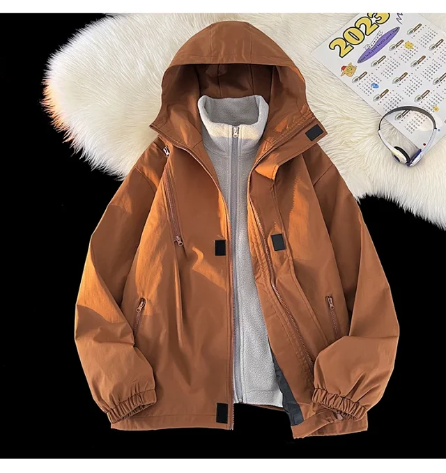Men's 3-in-1 Waterproof Windproof Outdoor Jacket Detail