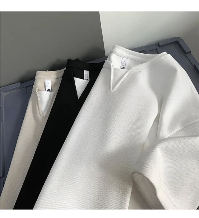Men's Mock Two-Piece V-Neck Heavyweight Tee Detail