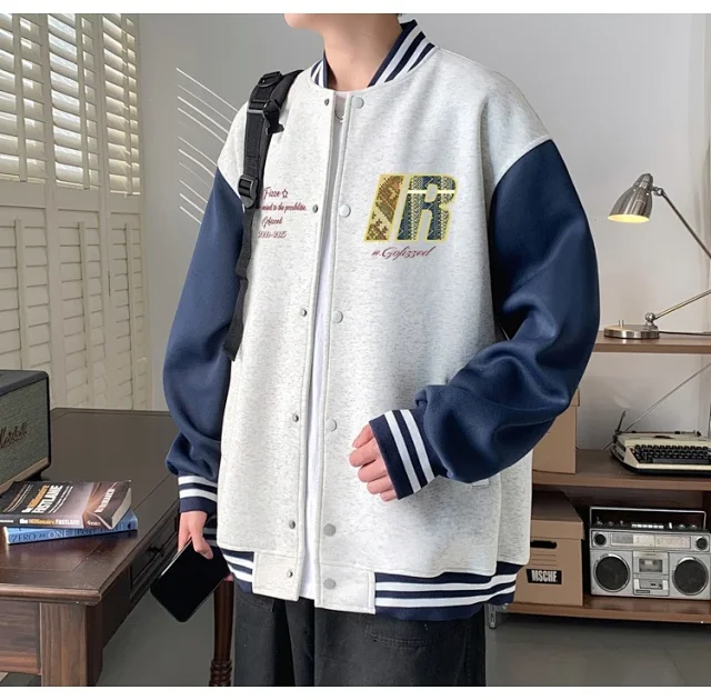 Trendy Men's Oversized Casual Bomber Jacket Detail