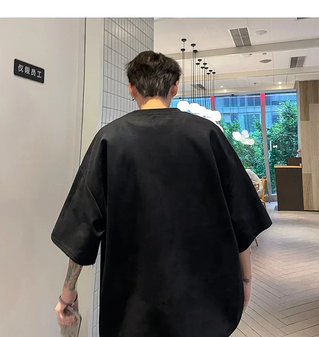 Men's Vintage Suede Heavyweight Oversized Tee Detail
