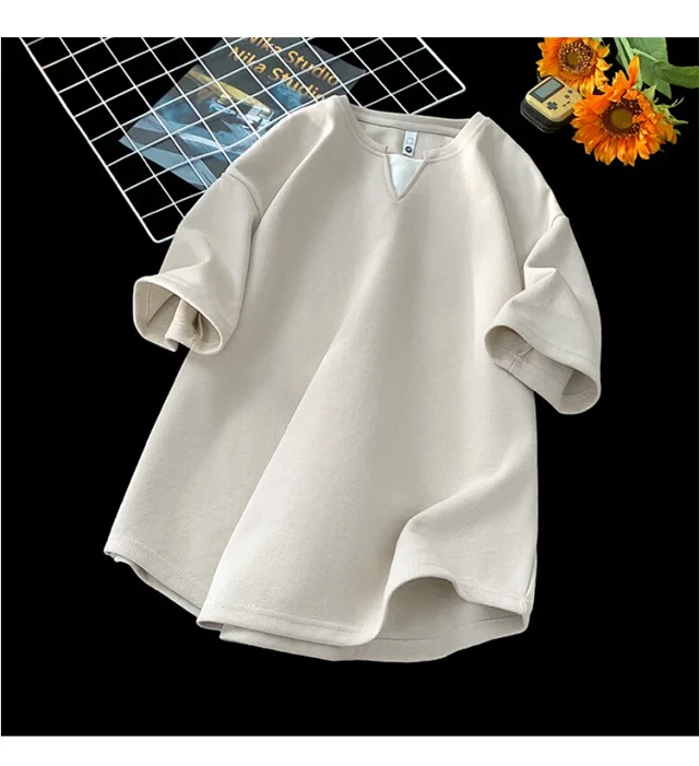 Men's Mock Two-Piece V-Neck Heavyweight Tee Detail