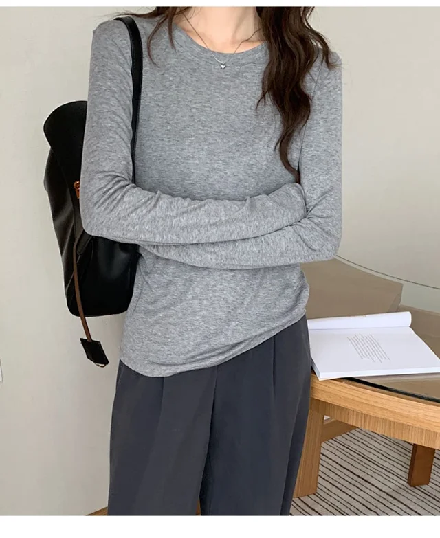 Women's Tencel Round Neck Long Sleeve Tee Detail
