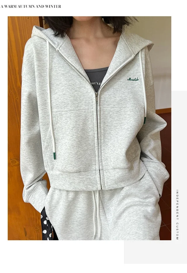 Women's Oversized Cropped Zip Hoodie FW25 Detail