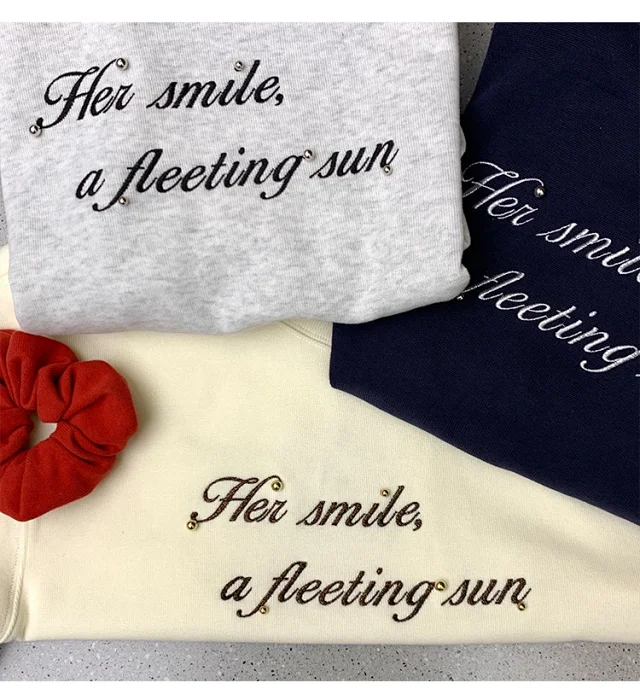 Women's Grey Off-Shoulder Letter Print Sweatshirt Detail