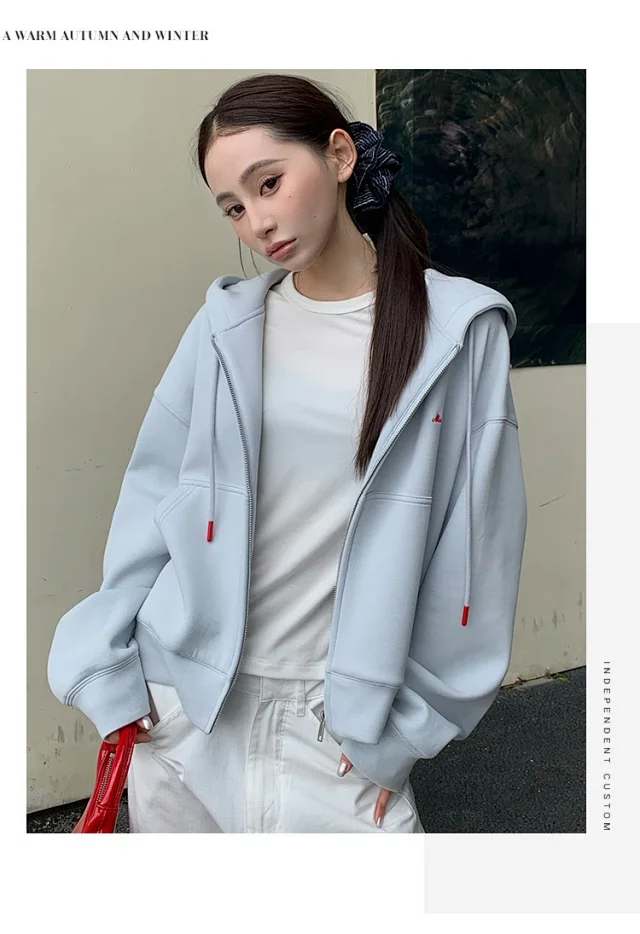 Women's Oversized Cropped Zip Hoodie FW25 Detail
