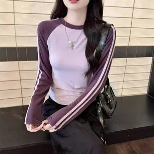 Women's Color-Block Mock Two-Piece Long-Sleeve Tee Detail