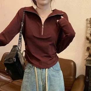 Women's Long Sleeve Cropped Polo Shirt Detail