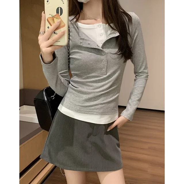 Women's Mock Two-Piece Color-Block Long-Sleeve Tee Detail