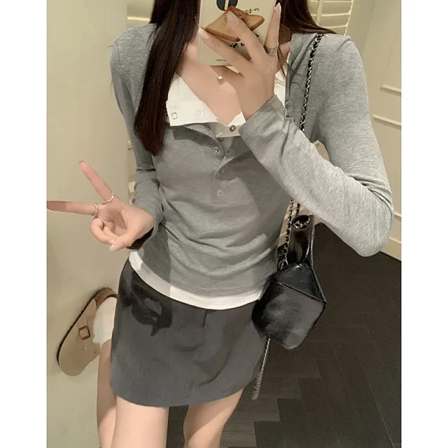 Women's Mock Two-Piece Color-Block Long-Sleeve Tee Detail