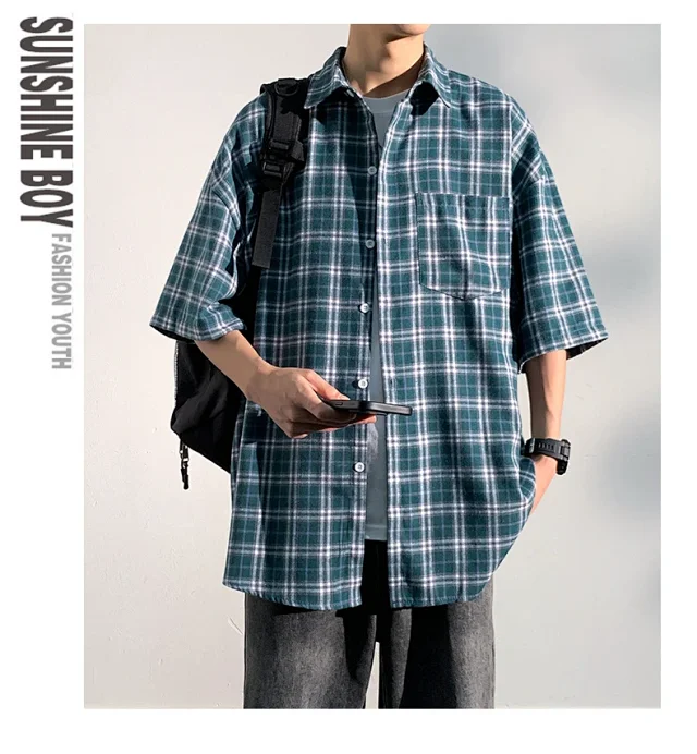 Men's 2025 New Plaid Short Sleeve Shirt Detail