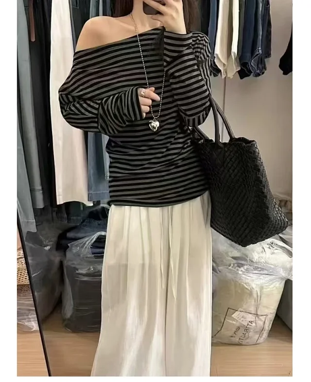 Tencel Women's Off-Shoulder Contrast Striped Tee Detail
