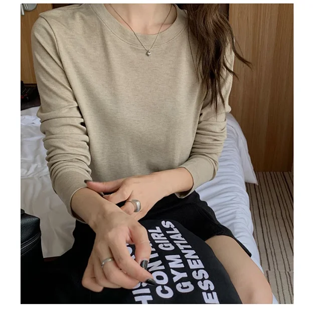 Women's Tencel Round Neck Long Sleeve Tee Detail