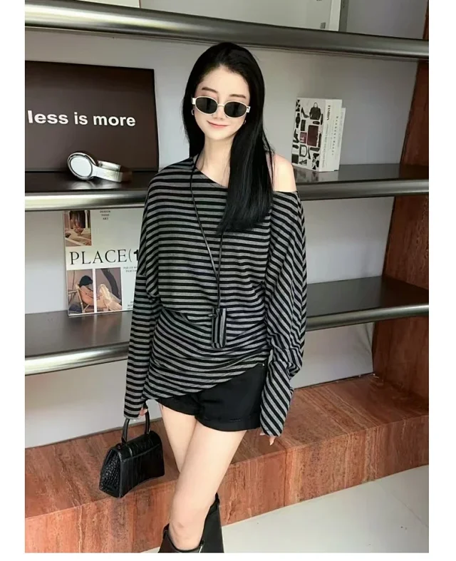 Tencel Women's Off-Shoulder Contrast Striped Tee Detail