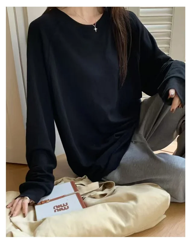 Women's Casual Solid Raglan Tee Detail