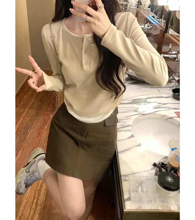 Korean Layered Long Sleeve Cropped Tee Detail