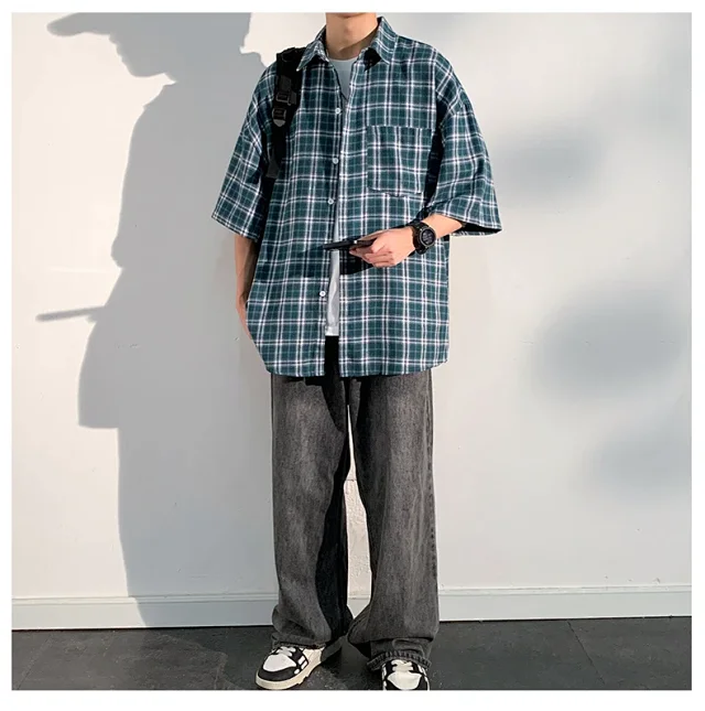 Men's 2025 New Plaid Short Sleeve Shirt Detail
