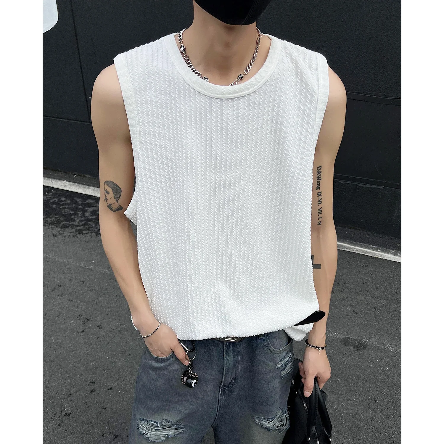 Men's Black Textured Jacquard Vest