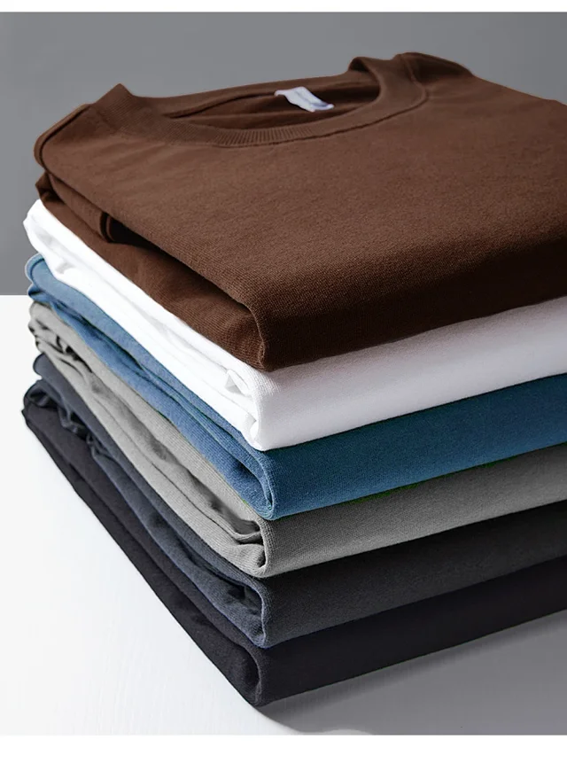 Unisex Heavyweight Solid Crewneck Sweatshirt Detail