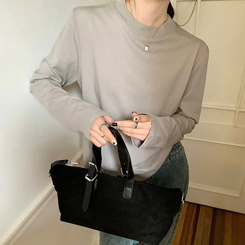 Women's Long Sleeve Round Neck Tee