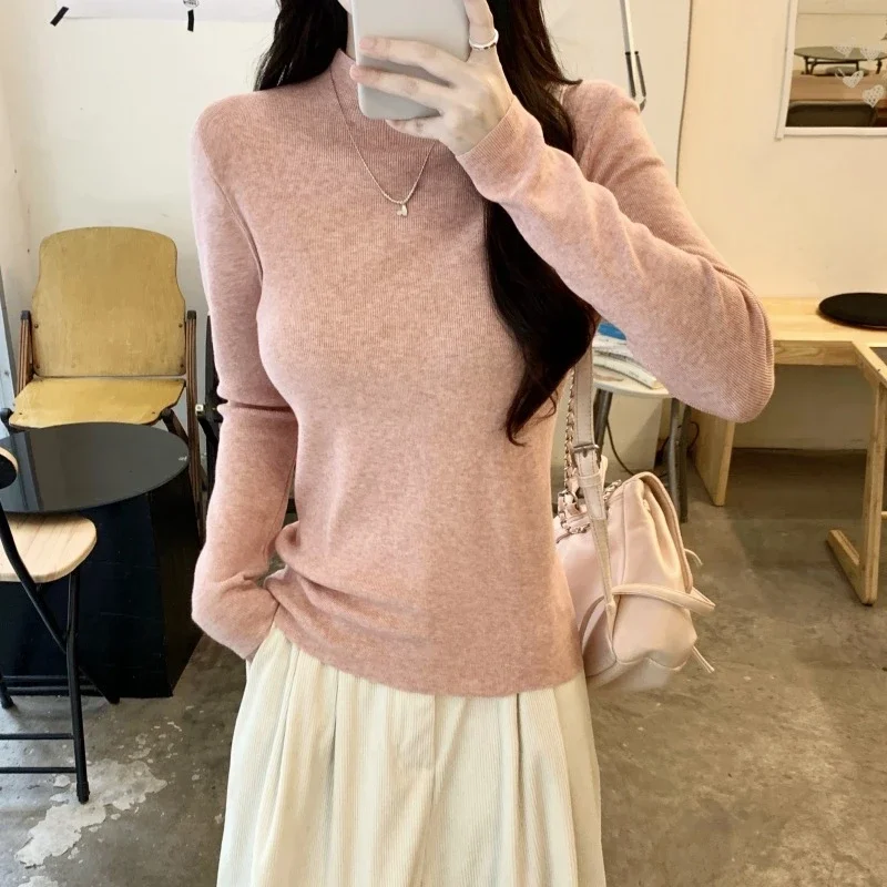 Women's Retro Mock-Neck Cropped Long-Sleeve Tee