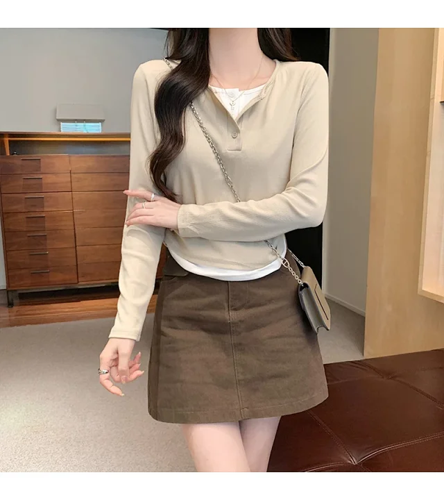Korean Layered Long Sleeve Cropped Tee Detail