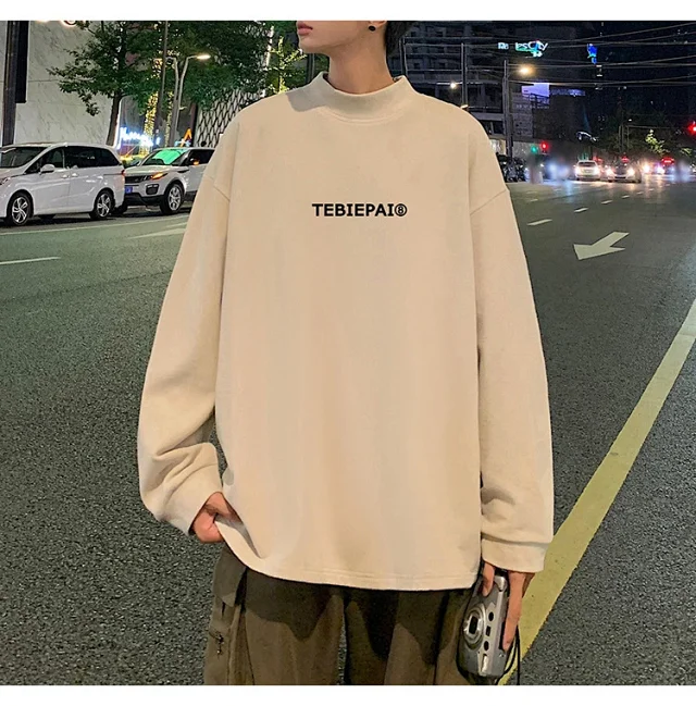 Men's Fleece Mock Neck Base Layer Detail