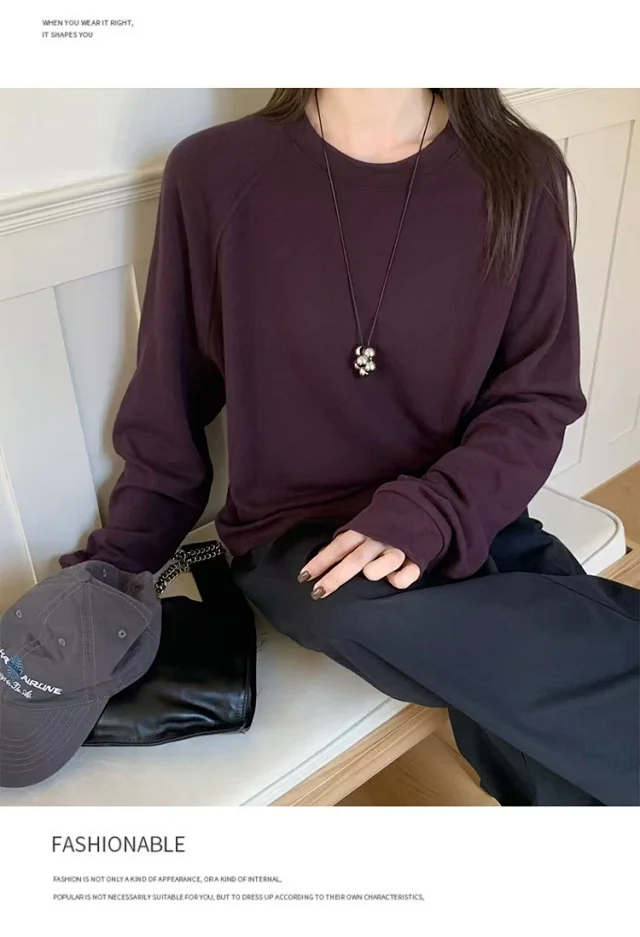 Korean Women's Boyfriend Raglan Long-Sleeve Tee Detail