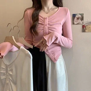 Women's Long Sleeve Mock Layered Tee Detail