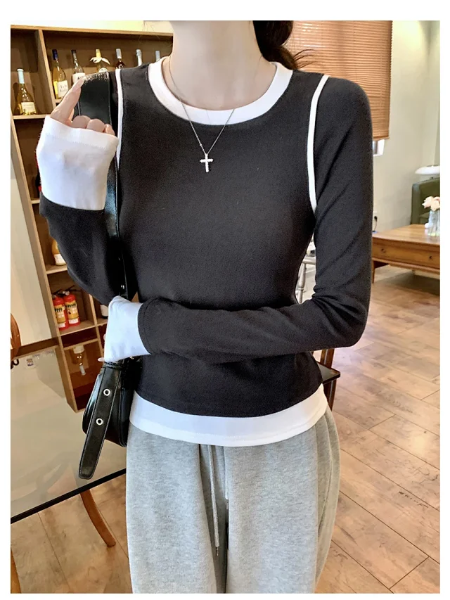 Women's Long Sleeve Mock Two-Piece T-Shirt Detail