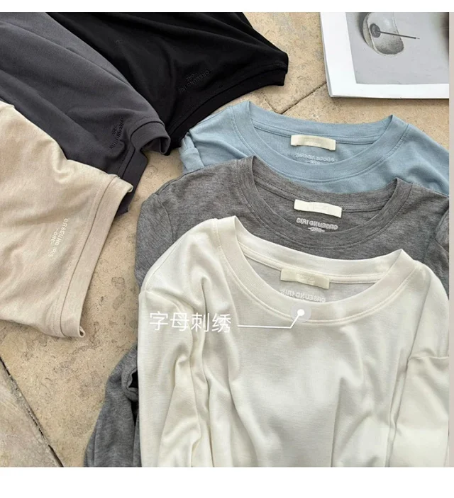 Women's Tencel Round Neck Long Sleeve Tee Detail