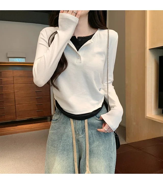Korean Layered Long Sleeve Cropped Tee Detail