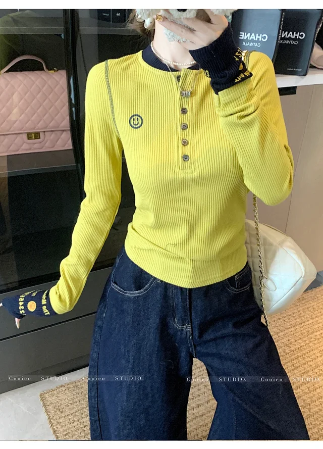 Women's Dopamine Color-Block Embroidered Knit Top Detail