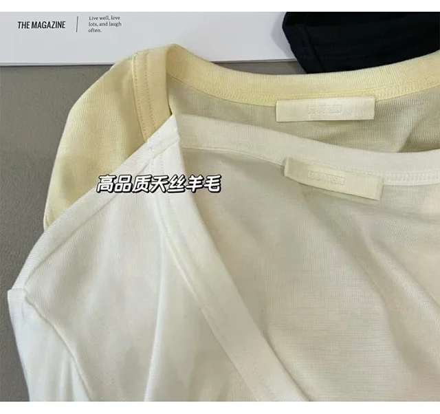 Women's Lyocell Wool U-Neck Long-Sleeve Tee Detail