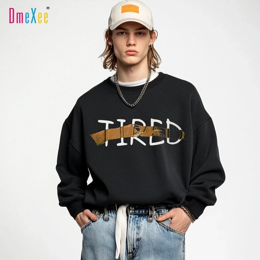 Trendy Men's Hoodless Long-Sleeve Black Sweatshirt