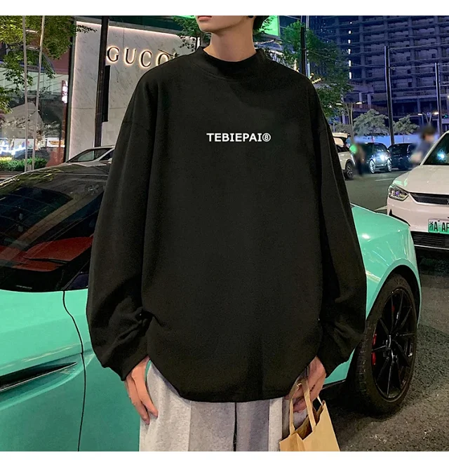 Men's Fleece Mock Neck Base Layer Detail