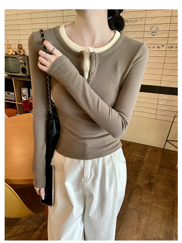 2025 Fall Women's Slim Layered Tee Detail