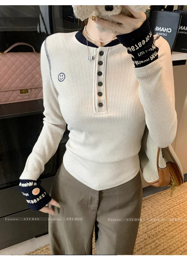 Women's Dopamine Color-Block Embroidered Knit Top Detail