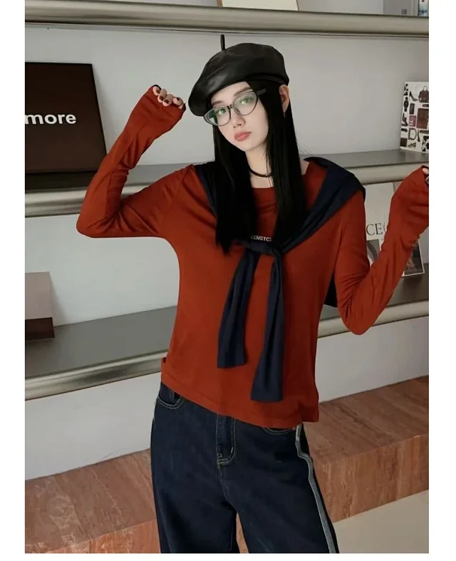 2025 Women's Figure-Flattering Round Neck Top Detail
