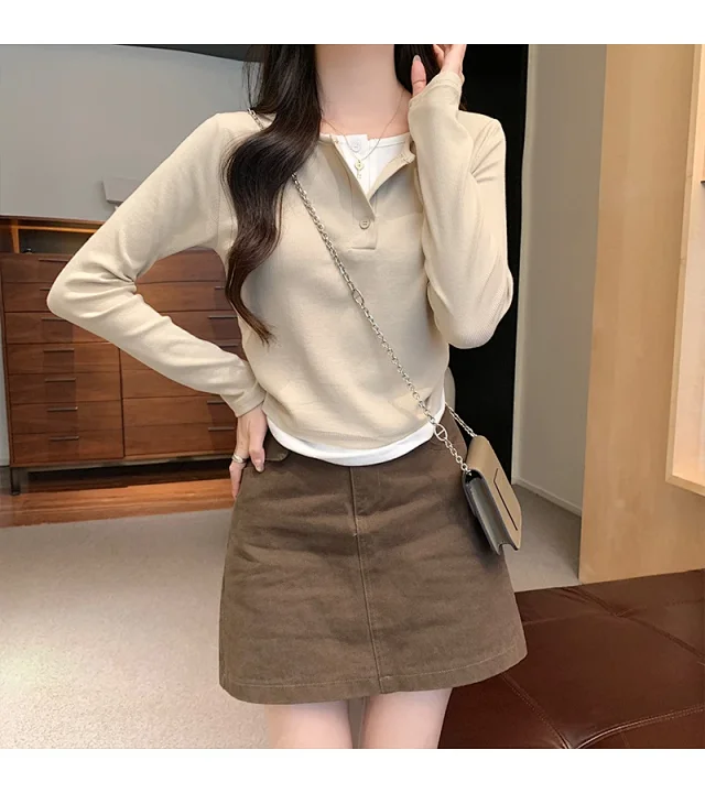 Korean Layered Long Sleeve Cropped Tee Detail